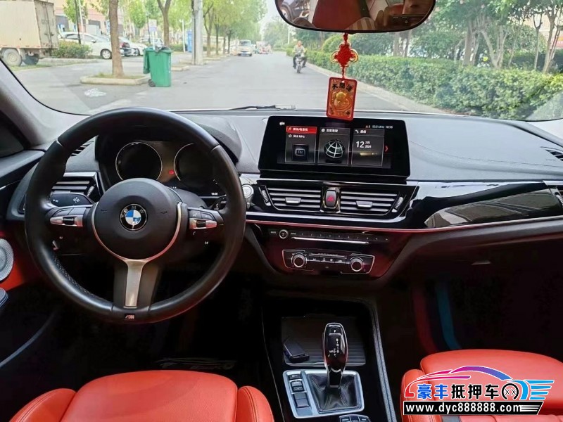 21年宝马1系轿车抵押车出售