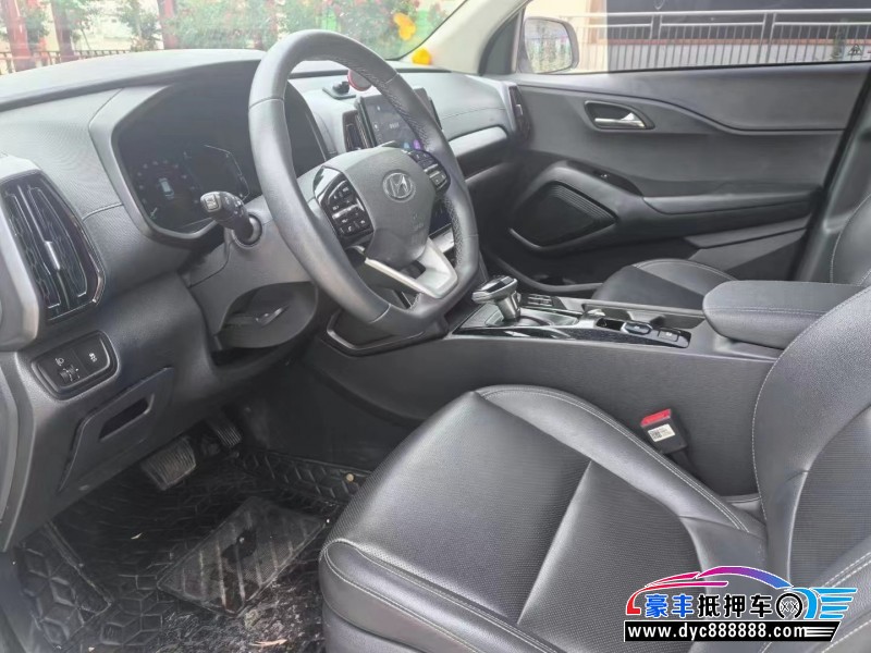 22年现代ix35轿车抵押车出售