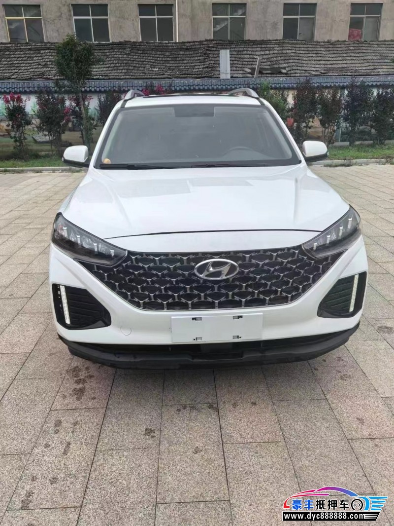22年现代ix35轿车抵押车出售