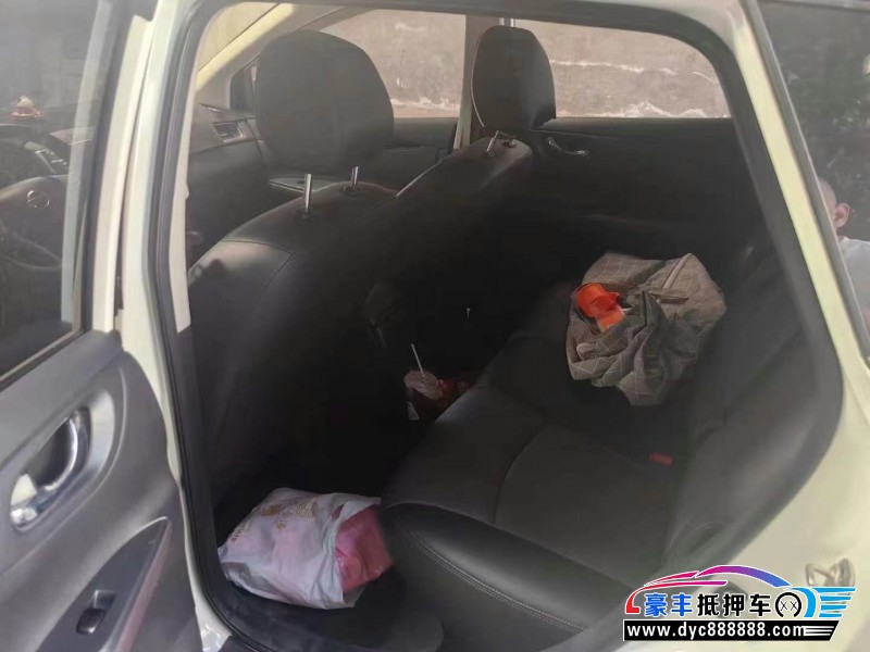 20年日产骐达轿车抵押车出售