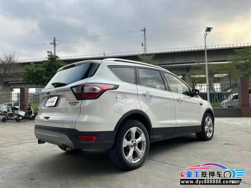 18年福特翼虎轿车抵押车出售