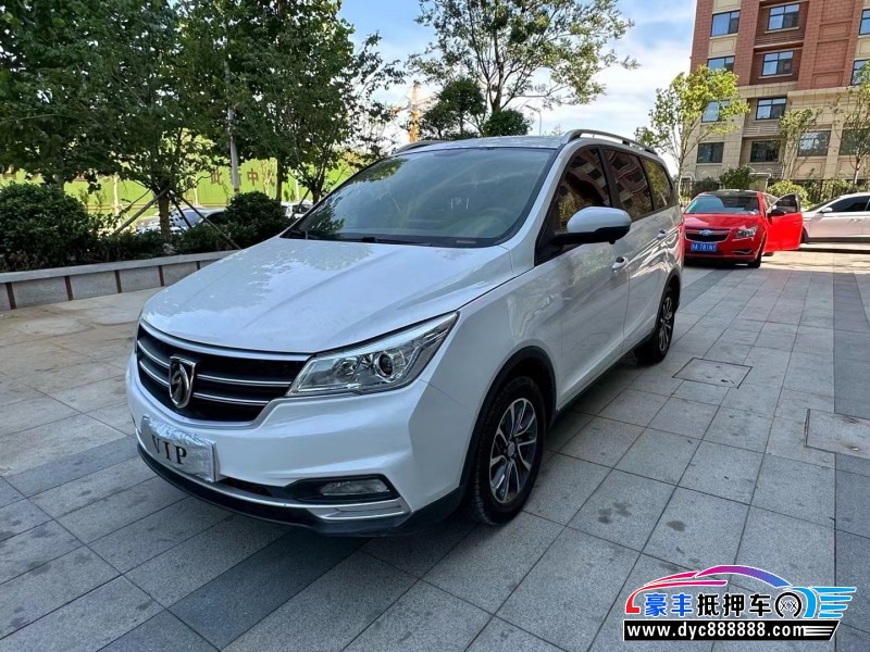 22年宝骏730轿车抵押车出售