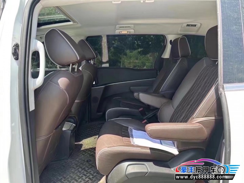 21年别克GL8轿车抵押车出售