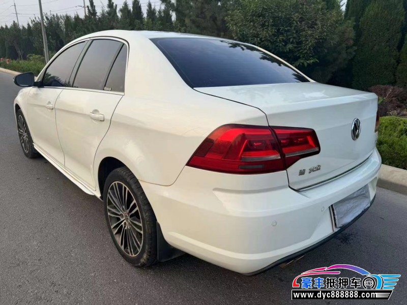 14年大众宝来轿车抵押车出售