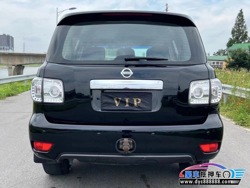 17年日产途乐轿车抵押车出售