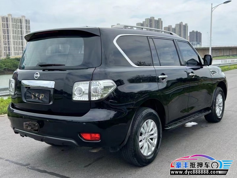 17年日产途乐轿车抵押车出售