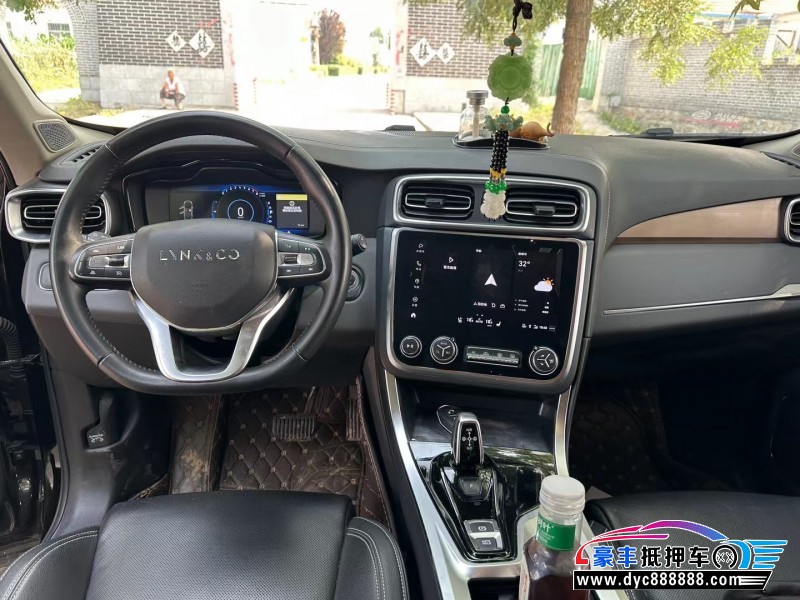 20年领克01轿车抵押车出售