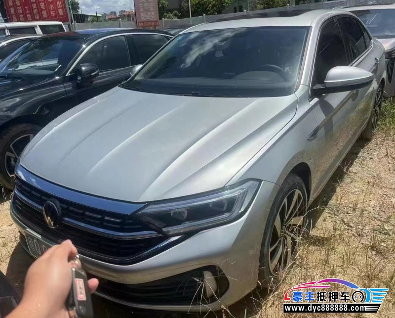 23年大众速腾轿车抵押车出售