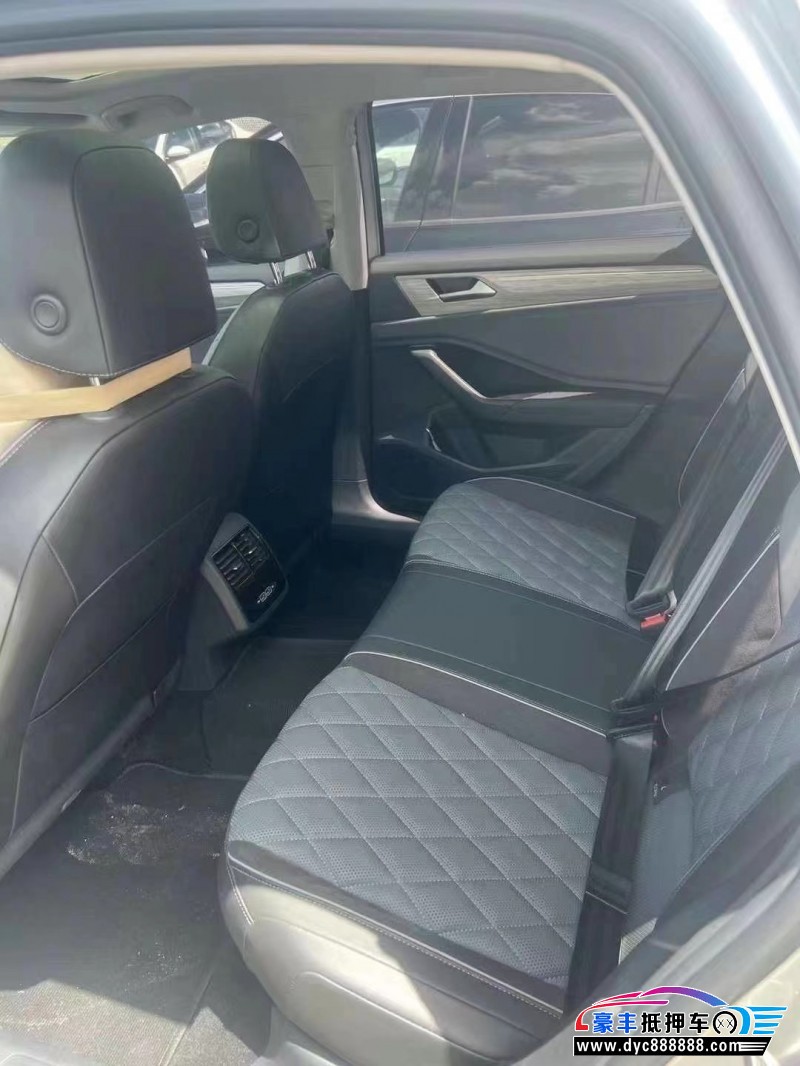 23年大众速腾轿车抵押车出售