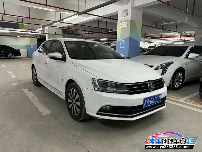 17年大众速腾轿车抵押车出售