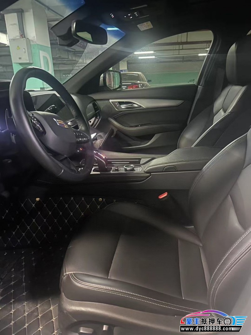 21年凯迪拉克CT5轿车抵押车出售