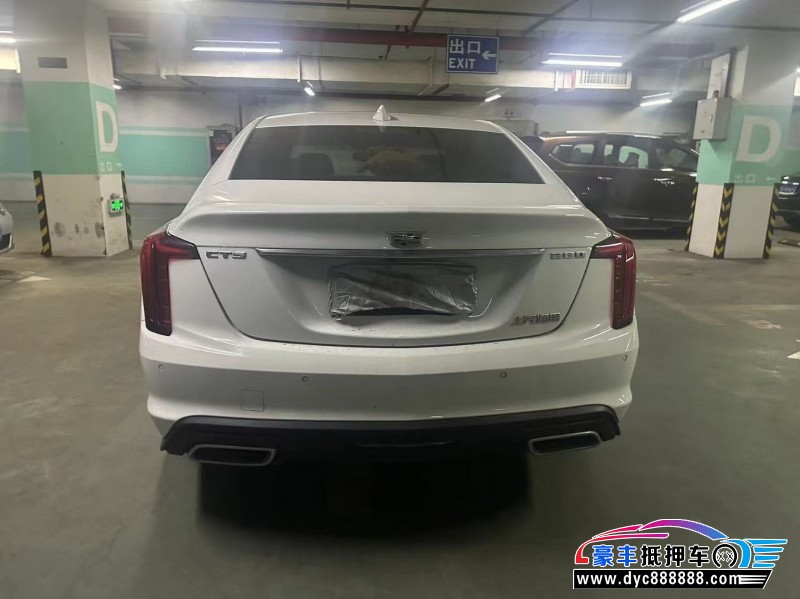 21年凯迪拉克CT5轿车抵押车出售