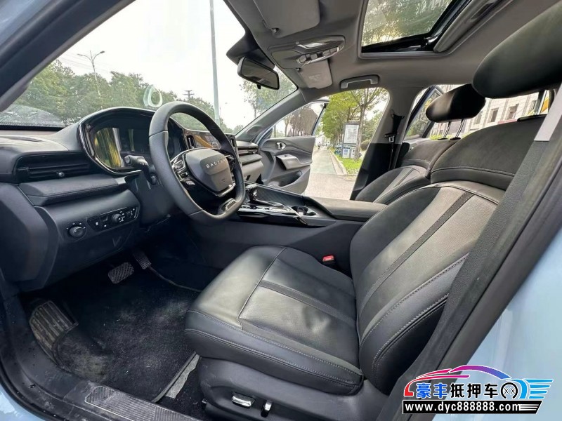 21年宝骏vallia轿车抵押车出售