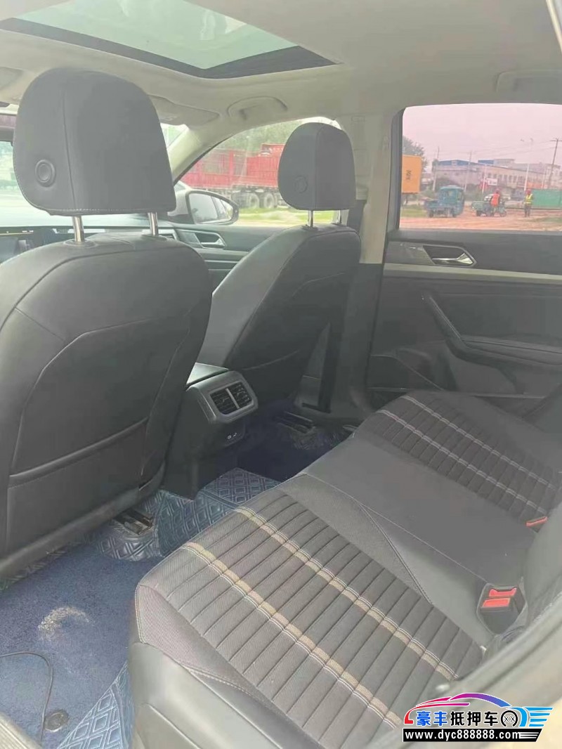 20年大众朗逸轿车抵押车出售