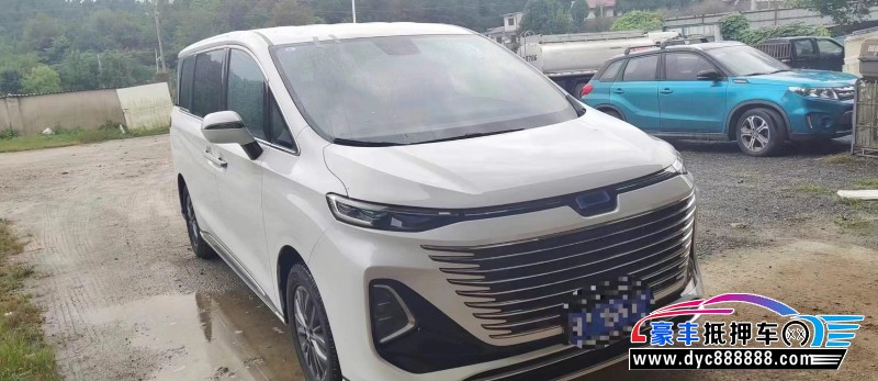 23年奔腾M9轿车抵押车出售