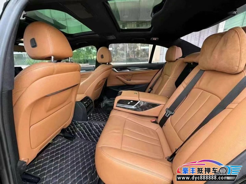 19年宝马5系轿车抵押车出售