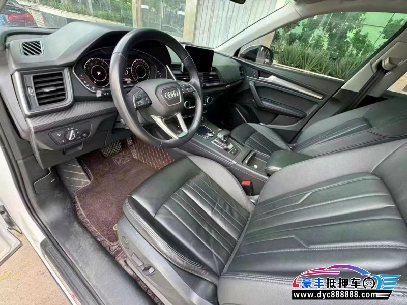 21年奥迪Q5轿车抵押车出售