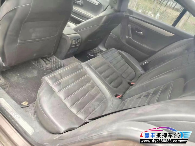 14年大众CC轿车抵押车出售