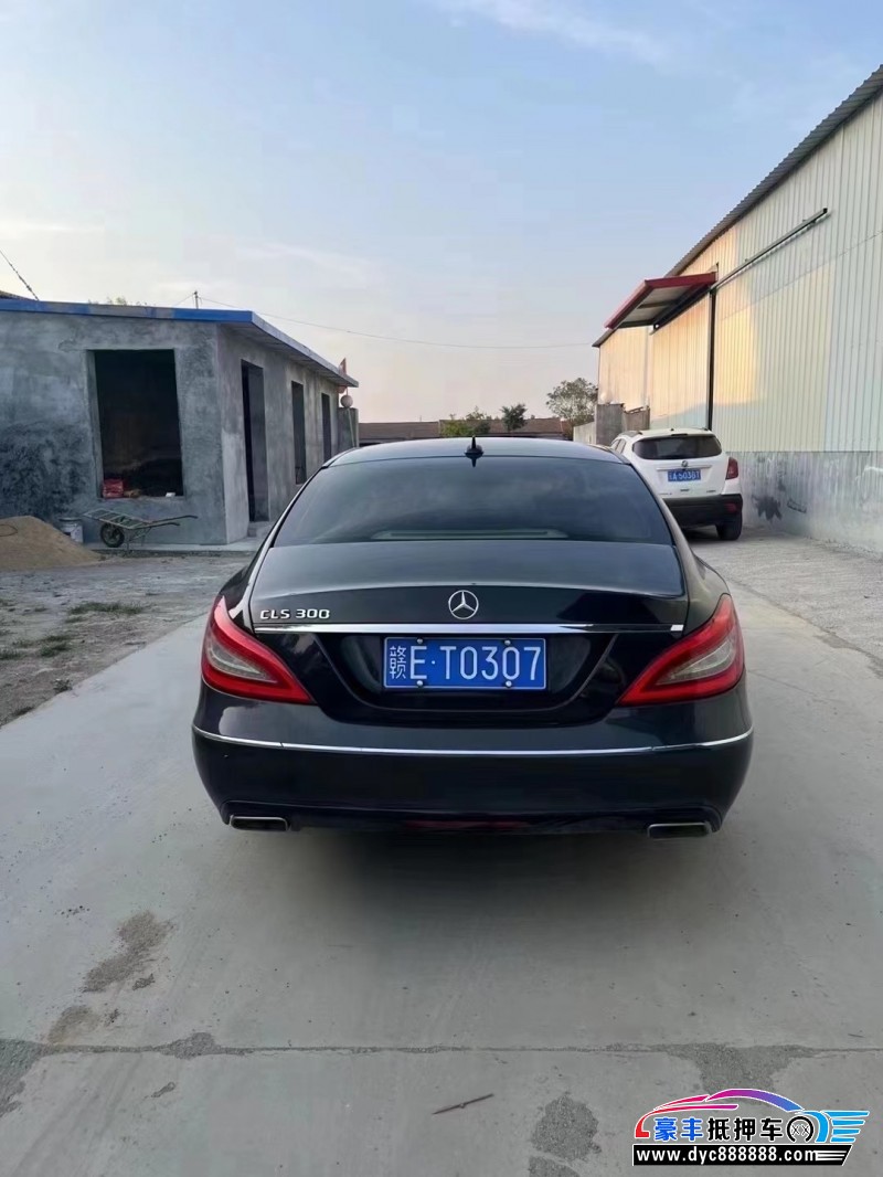 12年奔驰CLS轿车抵押车出售