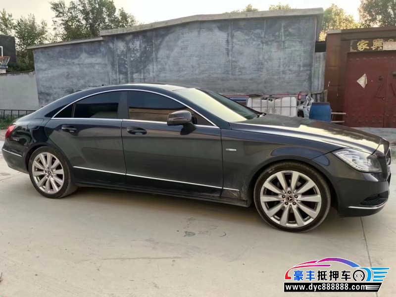 12年奔驰CLS轿车抵押车出售