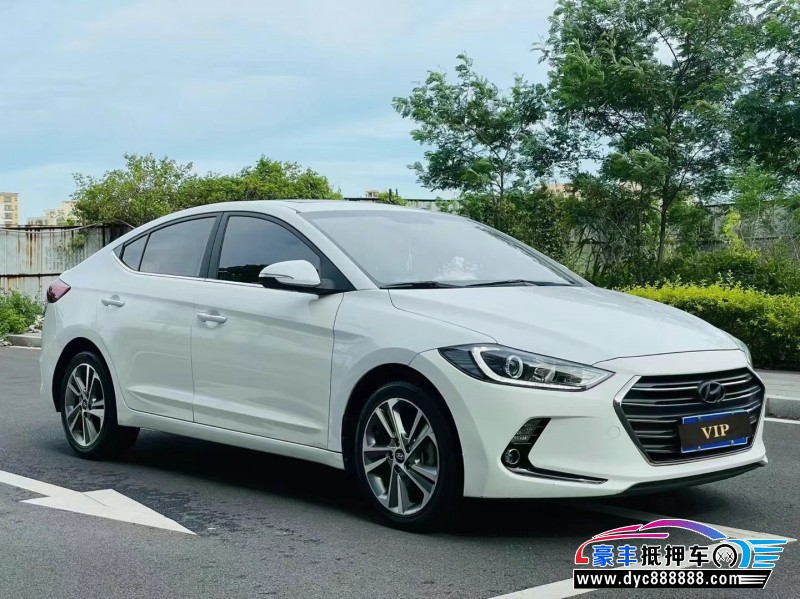 17年现代领动轿车抵押车出售