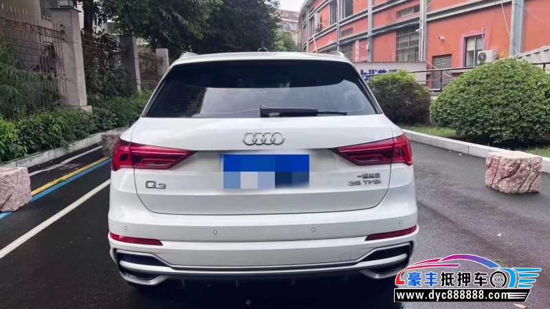 21年奥迪Q3轿车抵押车出售