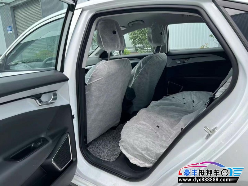 24年吉利几何轿车抵押车出售