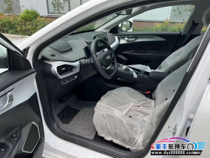 24年吉利几何轿车抵押车出售