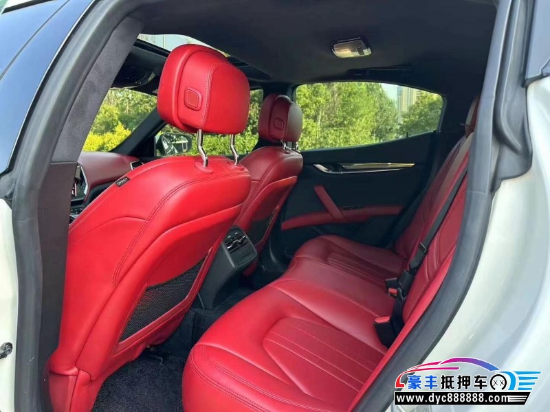 21年玛莎拉蒂Ghibli轿车抵押车出售