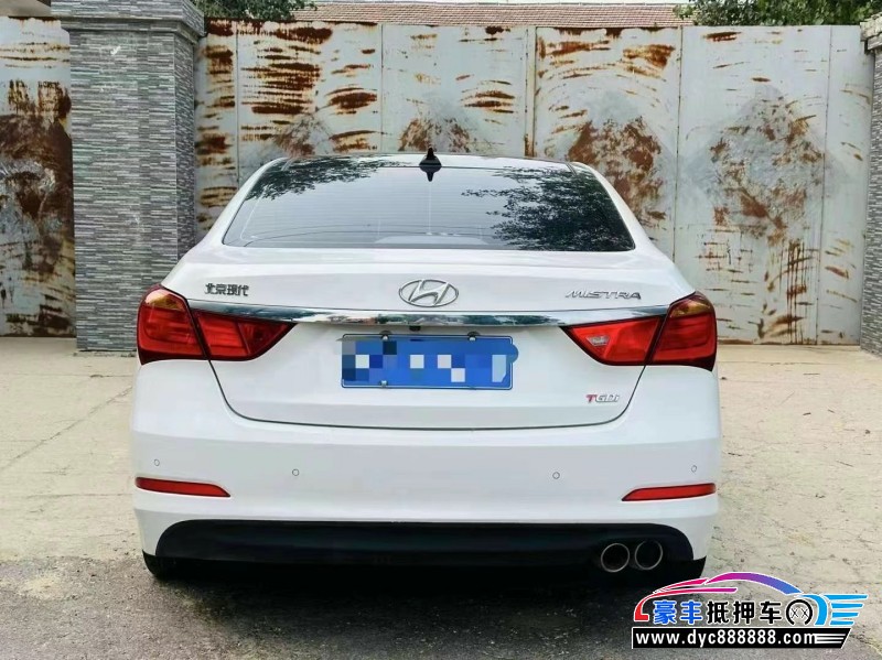 16年现代名图轿车抵押车出售