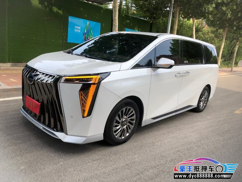 23年传祺M8轿车抵押车出售