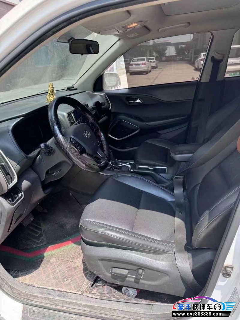 18年现代ix35轿车抵押车出售