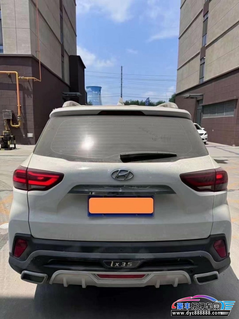 18年现代ix35轿车抵押车出售