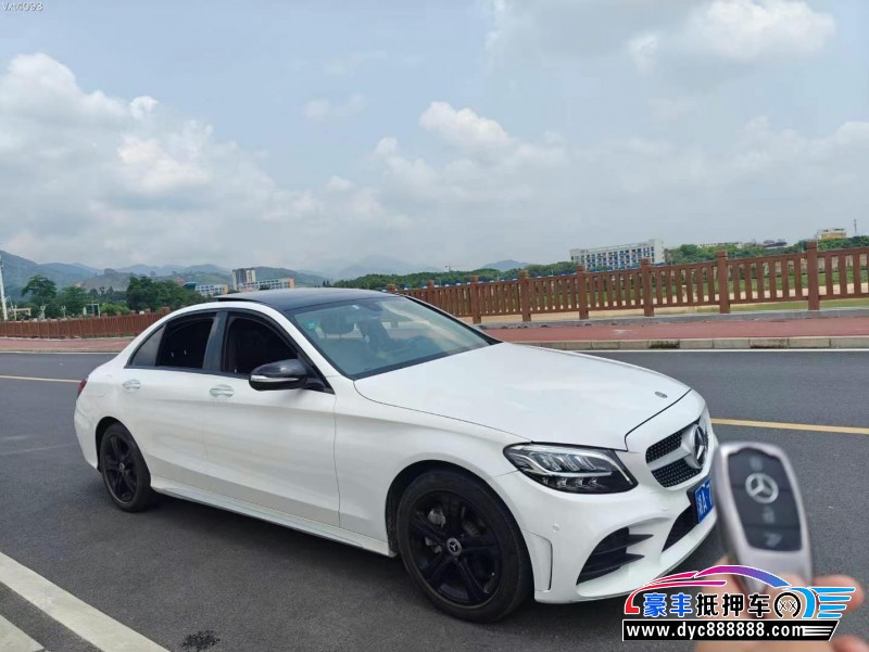 20年奔驰C轿车抵押车出售