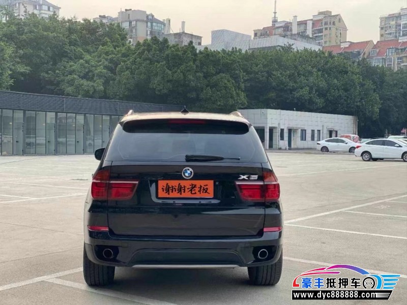 13年宝马X5轿车抵押车出售