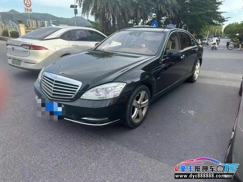 10年奔驰S轿车抵押车出售