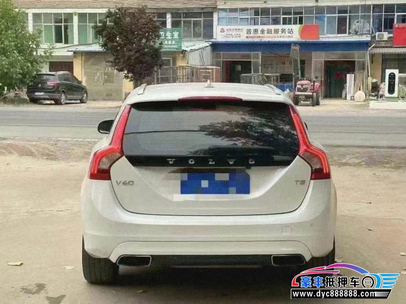 16年沃尔沃V60轿车抵押车出售