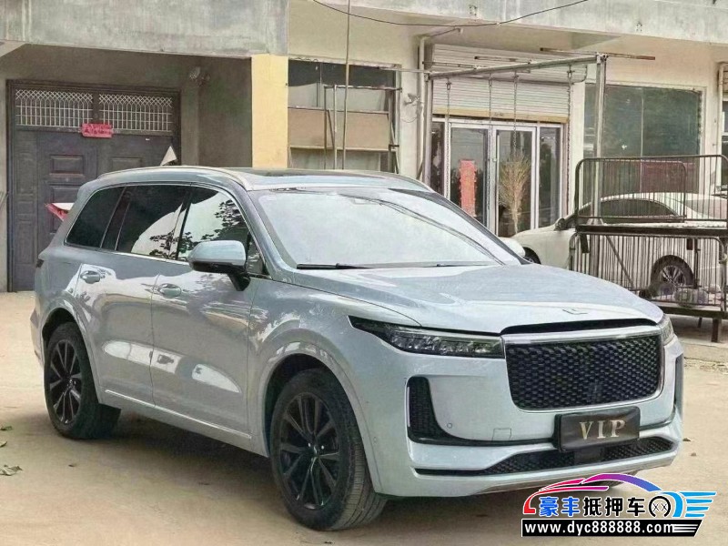 21年理想ONE轿车抵押车出售