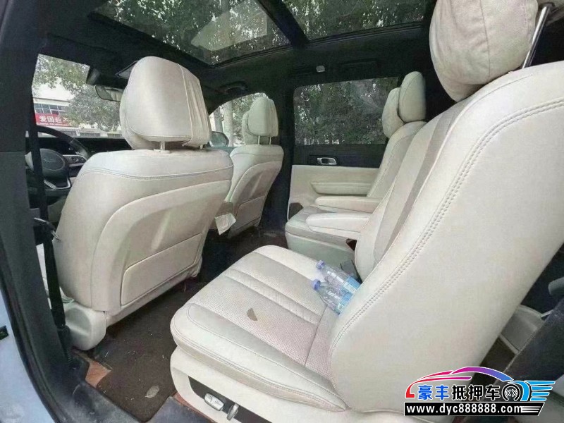 21年理想ONE轿车抵押车出售