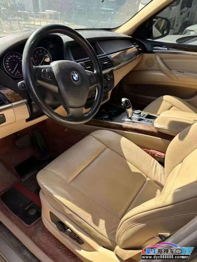 10年宝马X5轿车抵押车出售