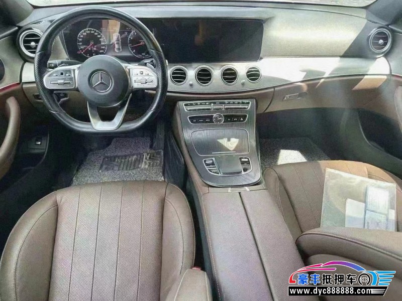 20年奔驰E轿车抵押车出售