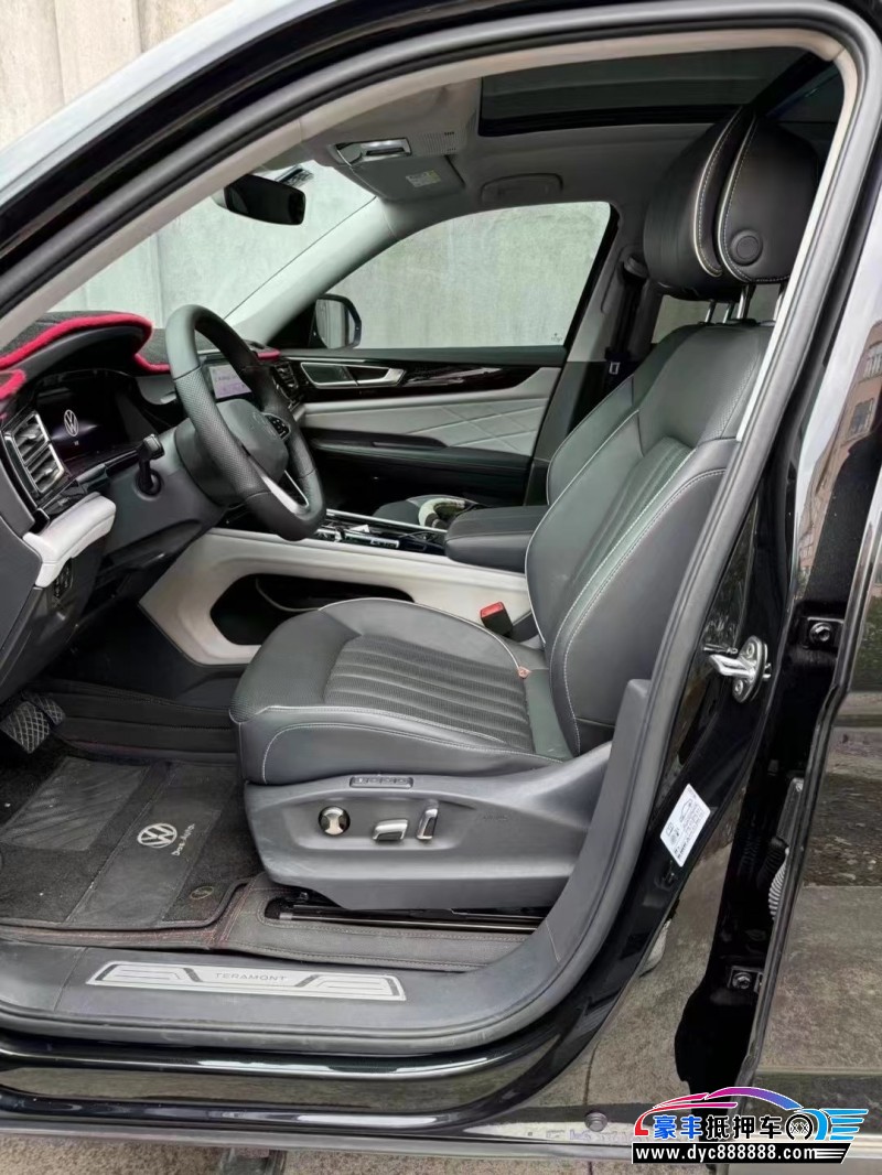 22年大众途昂轿车抵押车出售