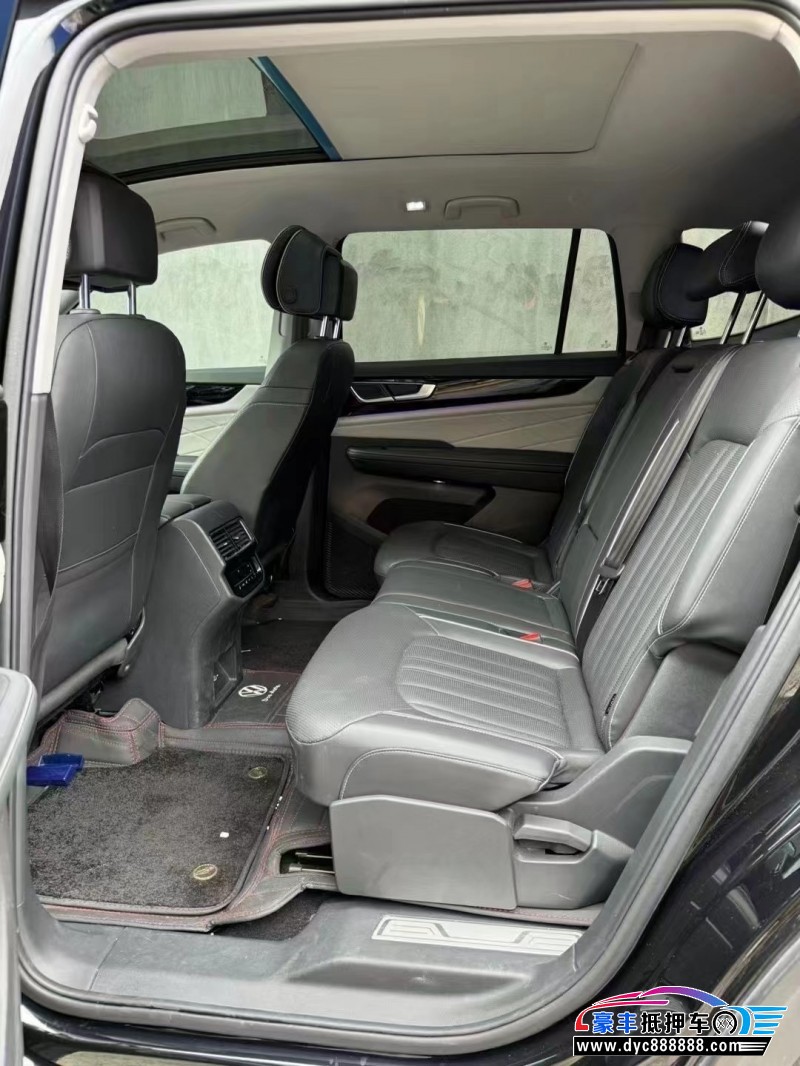 22年大众途昂轿车抵押车出售