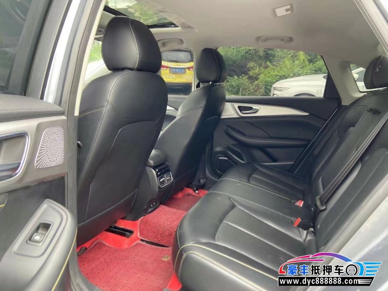 21年荣威i6轿车抵押车出售