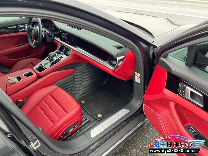 23年保时捷帕纳梅拉轿车抵押车出售