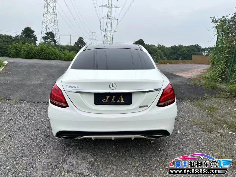 17年奔驰C轿车抵押车出售