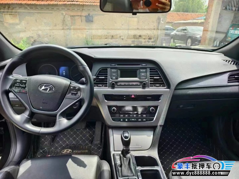 17年现代索纳塔九轿车抵押车出售