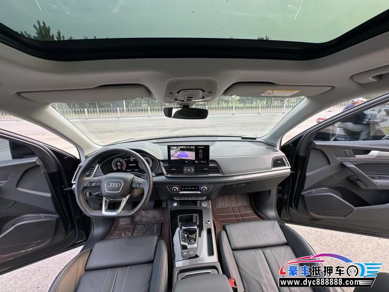 23年奥迪Q5轿车抵押车出售