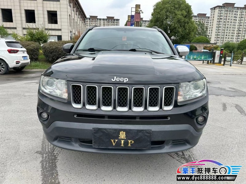 13年Jeep指南者轿车抵押车出售