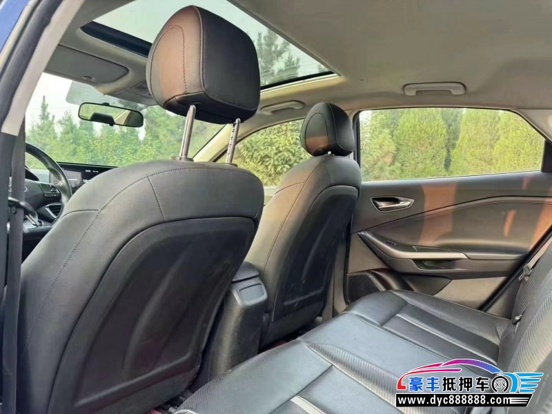 20年现代菲斯塔轿车抵押车出售